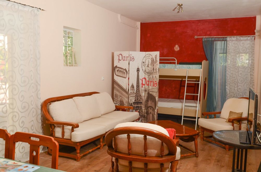 Home Suites Херсонисос Екстериор снимка