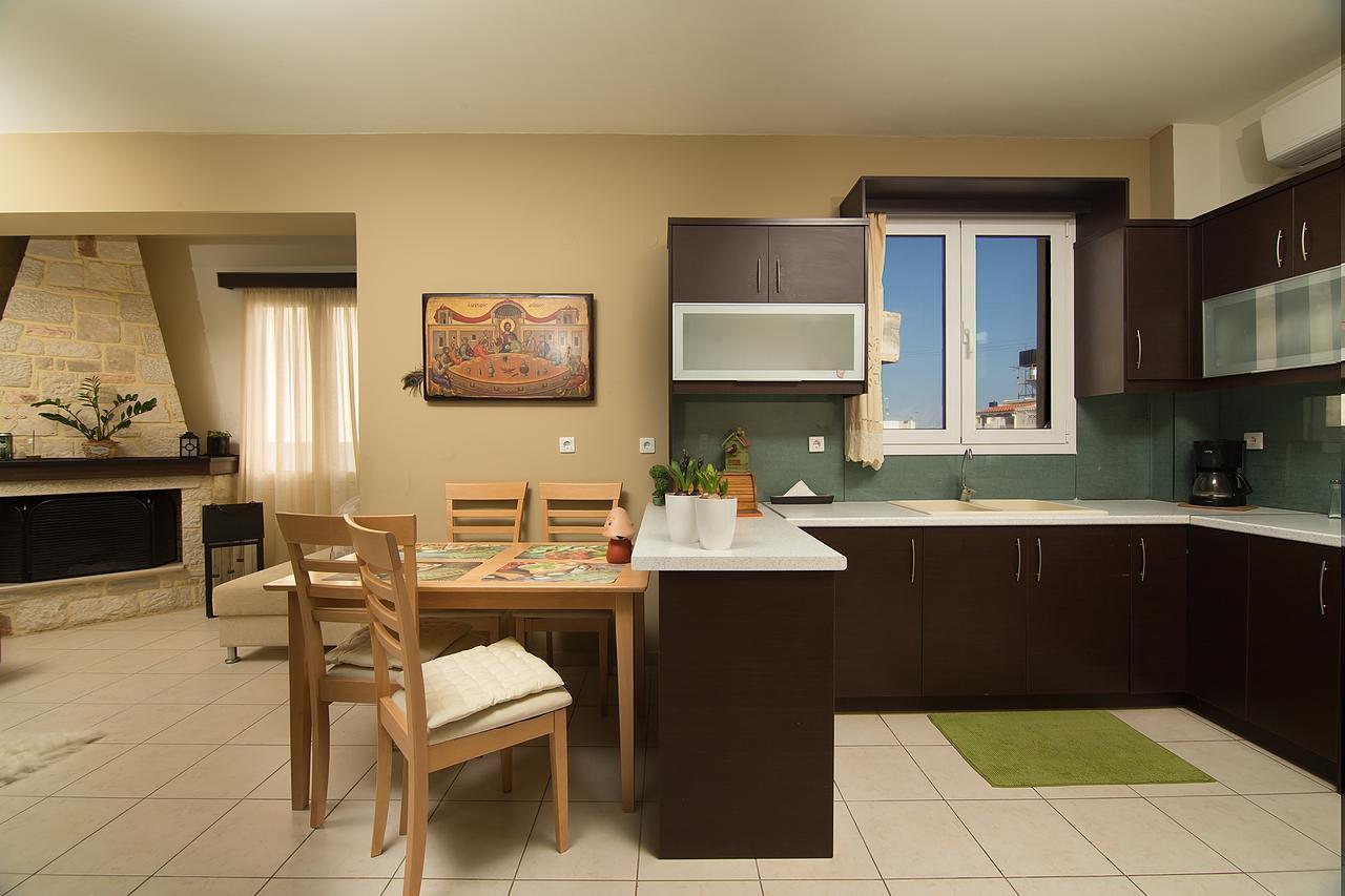 Home Suites Херсонисос Екстериор снимка